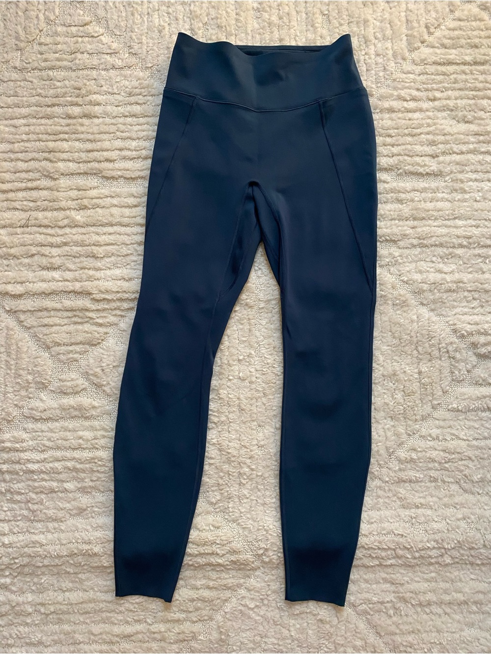 Nike Women's No Front Seam High Waisted 7/8 Leggings